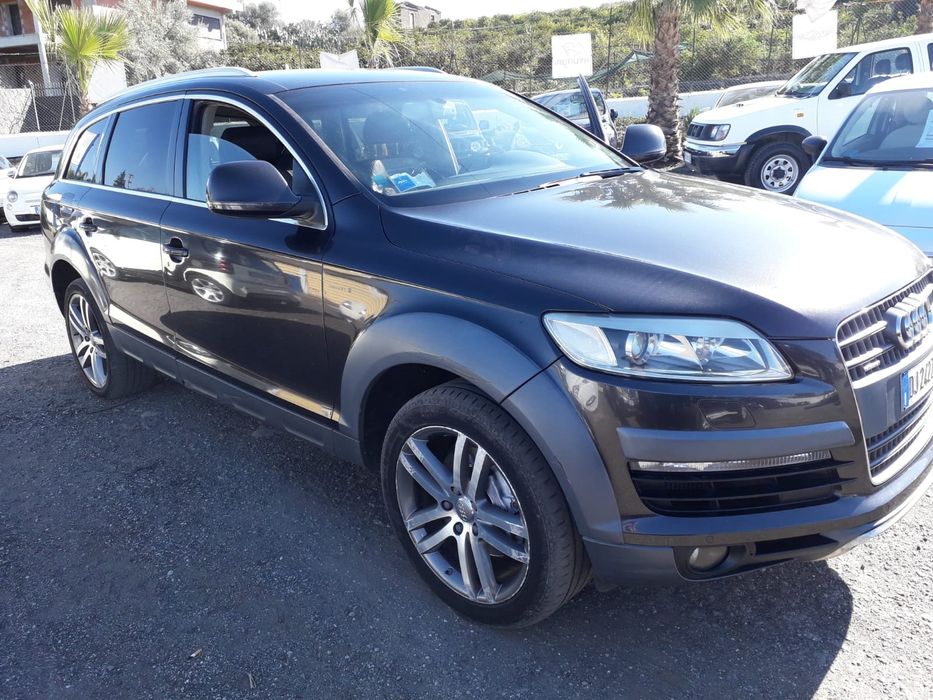 Audi Q7 на части