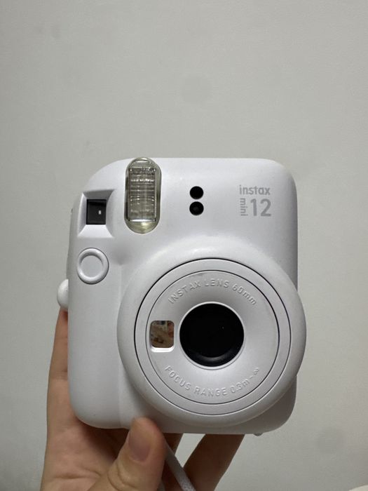 Instax mini 12..