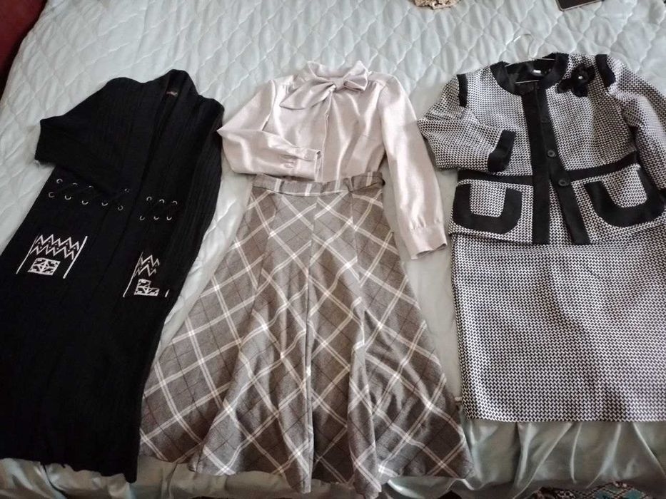 Ayollar kiyimi Женская одежда: Пальто, шуба, костюмы, вечерние платья.