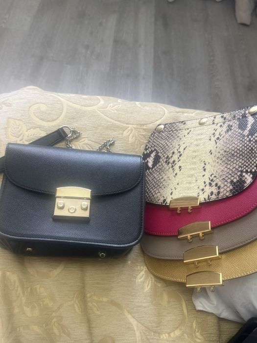 Продам сумки 2000 тг каждая