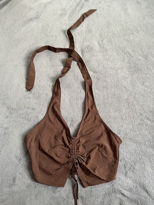 Кафяв кроп топ с гол гръб и връзки през врата H&M