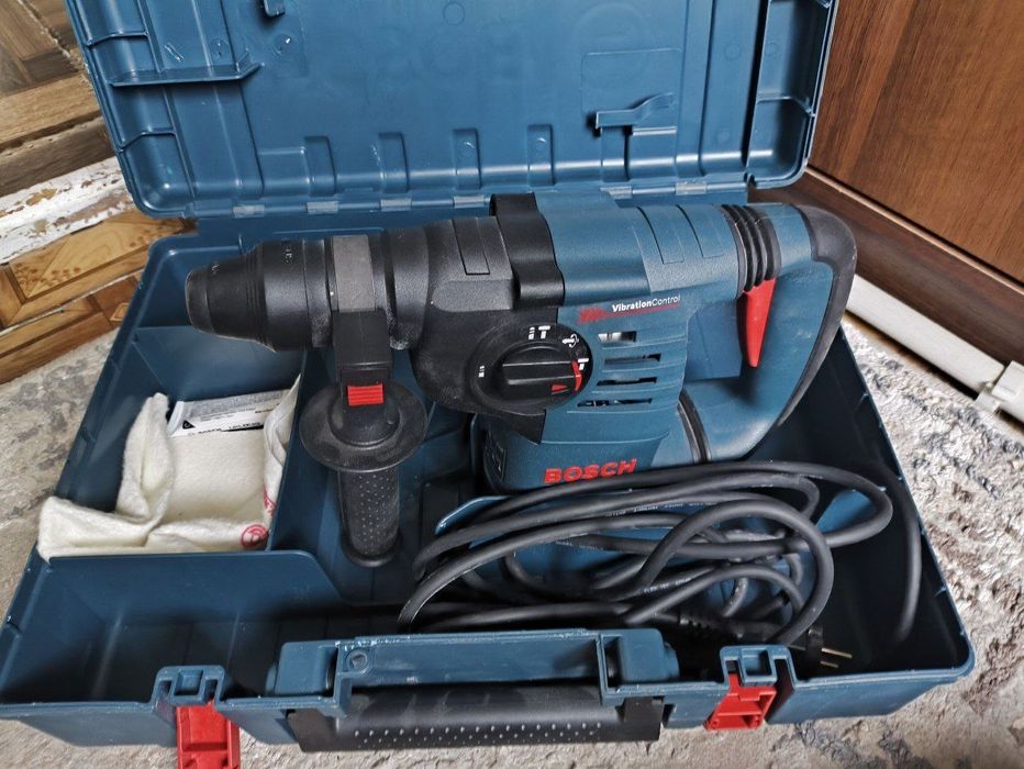 Перфоратор BOSCH  аргинал сотилади
