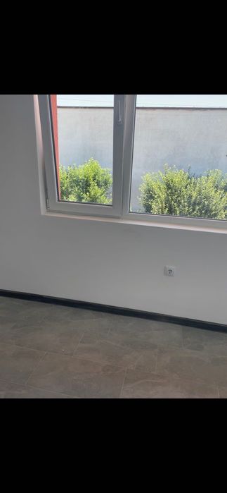 Склад /хале/ с административна част