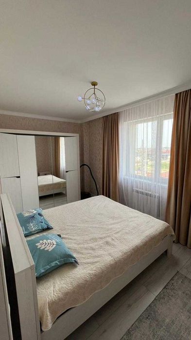 Сдаю 2 комнатнуй квартиру