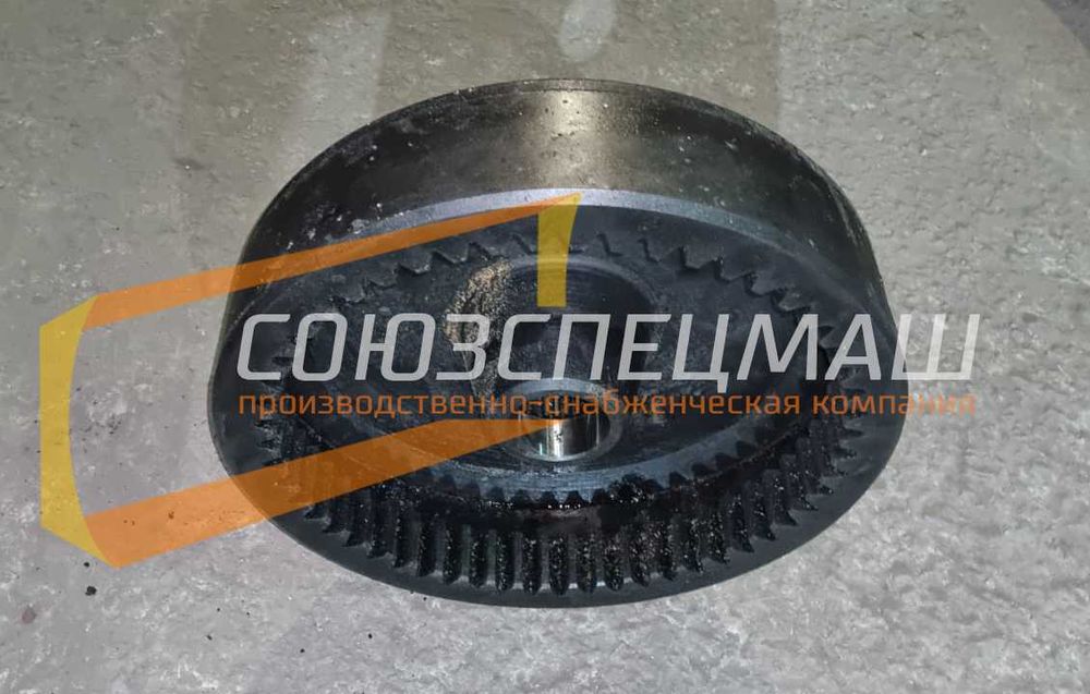 Шестерня бортового редуктора Д3-98