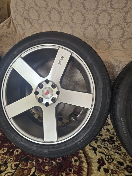 R 17 ДИСКИ продаю срочно