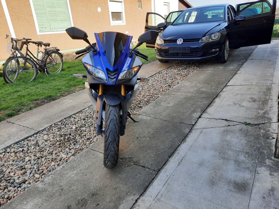 Yamaha yzf r125 2016 abs Top