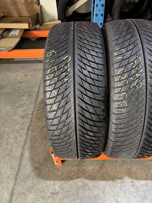 Anvelope Iarna 235/50/19 Michelin Pilot Alpin 5 235 50 19 R19