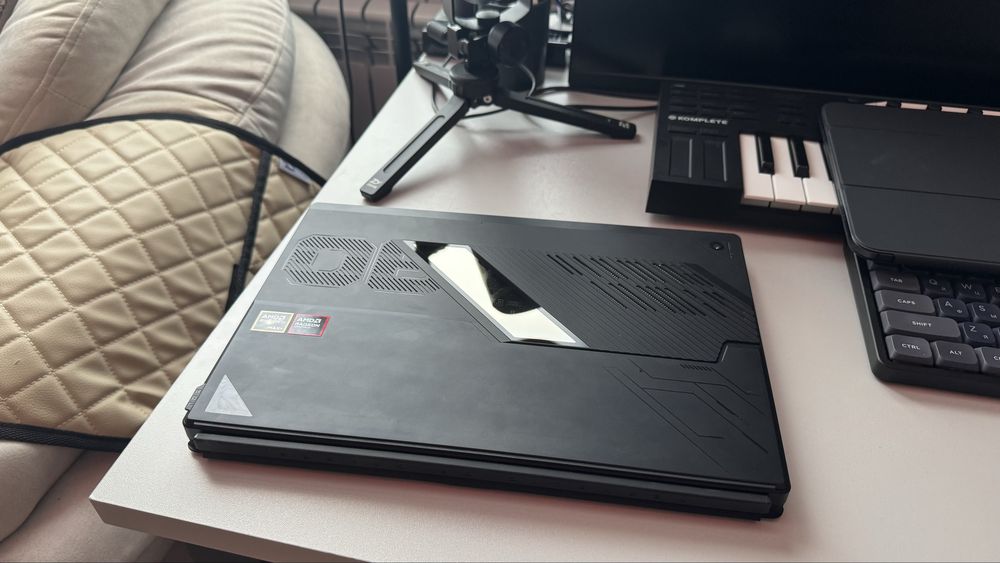 Asus Rog flow Z13, AI MAX+ 395, 2tb ssd