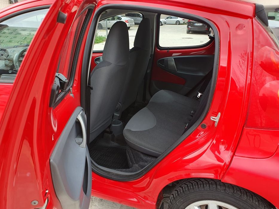 Peugeot 107 an 2009 benzina 998 stare impecabilă unic proprietar 130k km reali