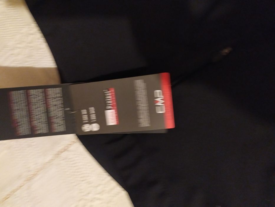 Продавам ски панталони детски плюс яке и  за възрастен