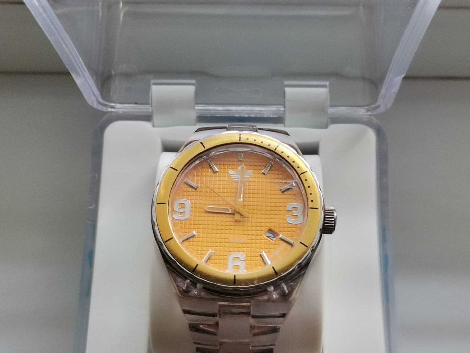 Оригинален часовник Adidas