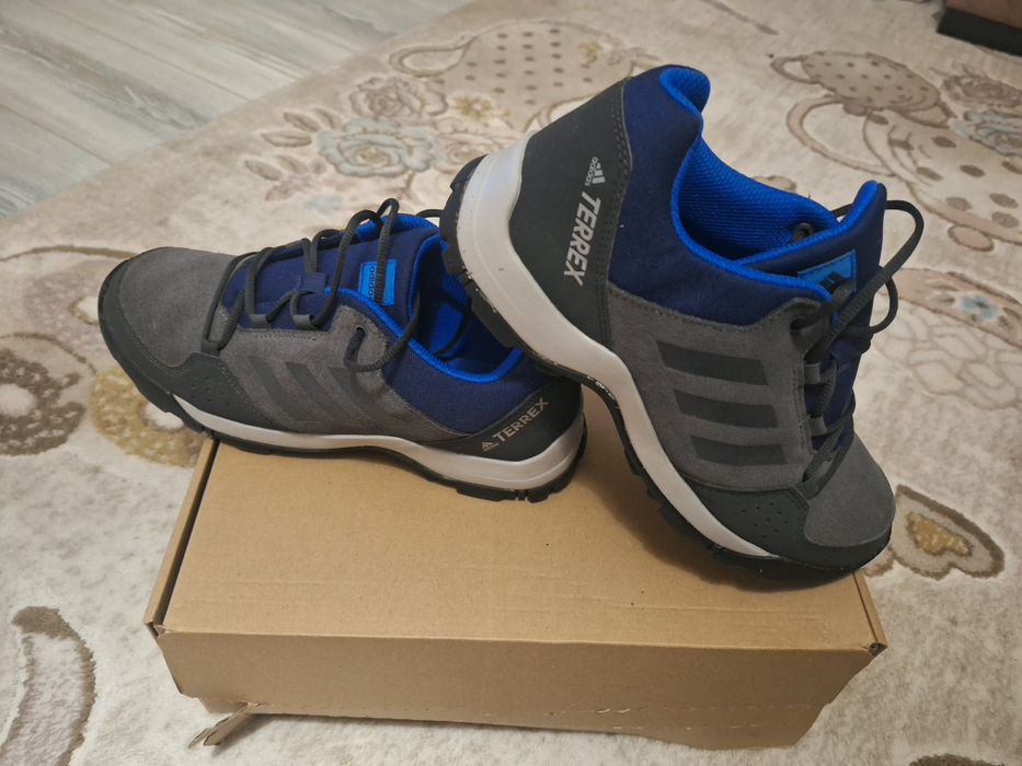 Дамски маратонки Adidas Terrex  39