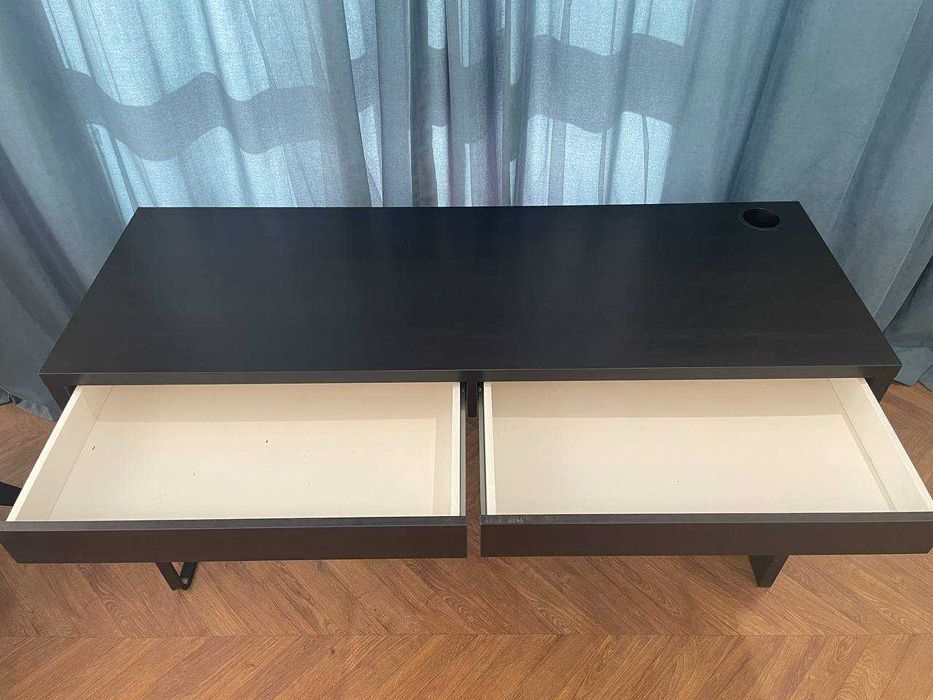 стол офисный черный