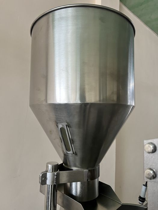 Qadoqlash uskunasi / Фасовочный станок ( 20-200 гр) /Срочно сотилади!!