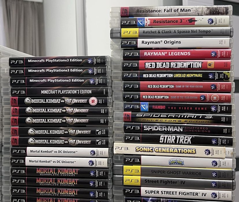 Joc Grand Theft Auto V GTA 5 Minecraft FIFA God of War Batman Call of Duty Far Cry Battlefield Mortal Kombat Red Dead Redemption PS3 Playstation 3