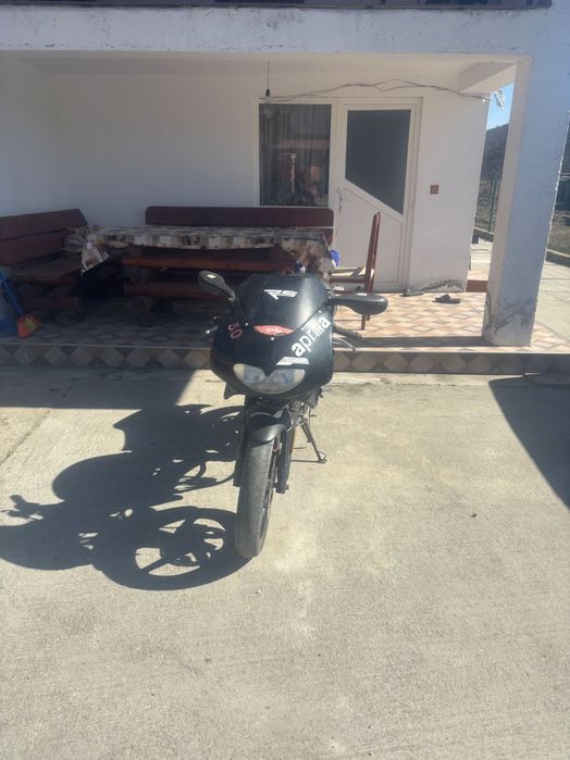 Motocicleta Aprilia RS50
