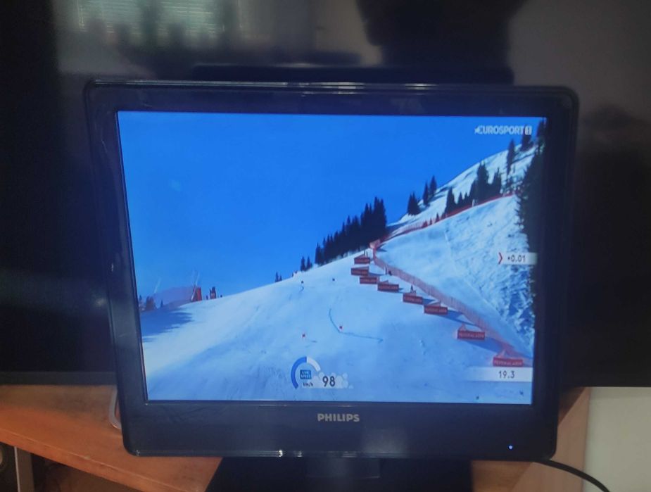 телевизор Philips 20PFL3403/10 20" 4:3, HDMI, дистанционно