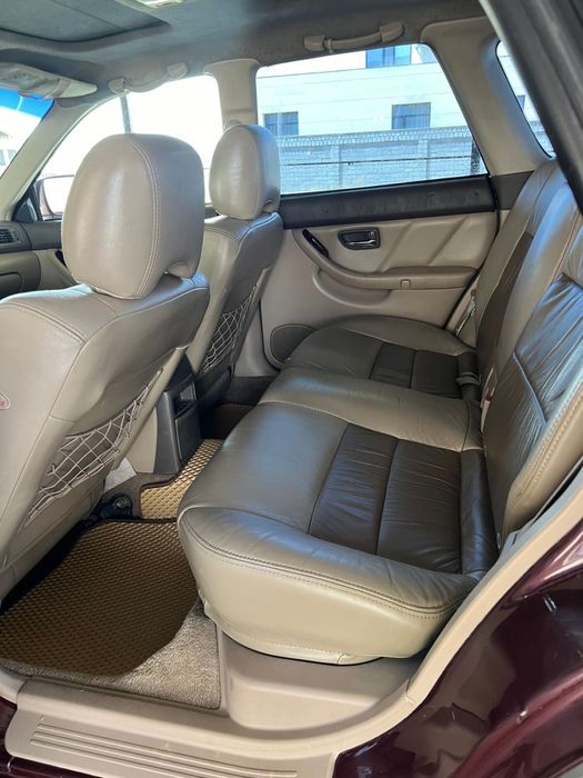 Машина субару 2001 год обем 3