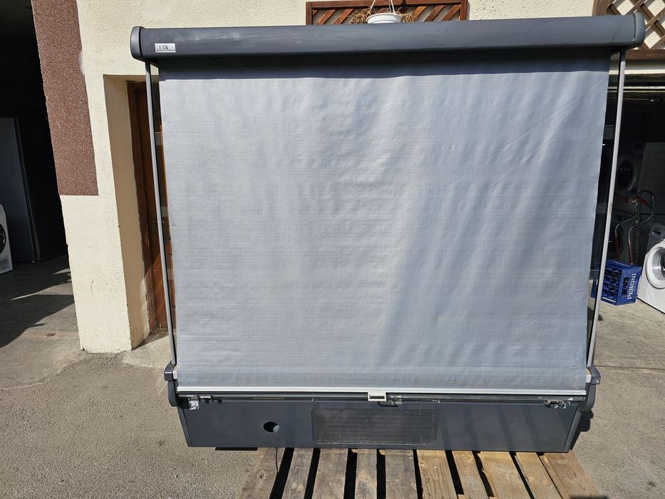 Vitrina frigorifica cu perdea 2 m