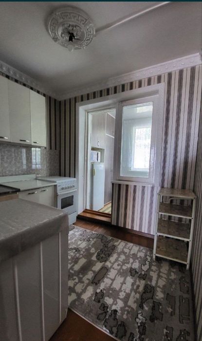 Срочно 3х Октяабирь базар сдаётся