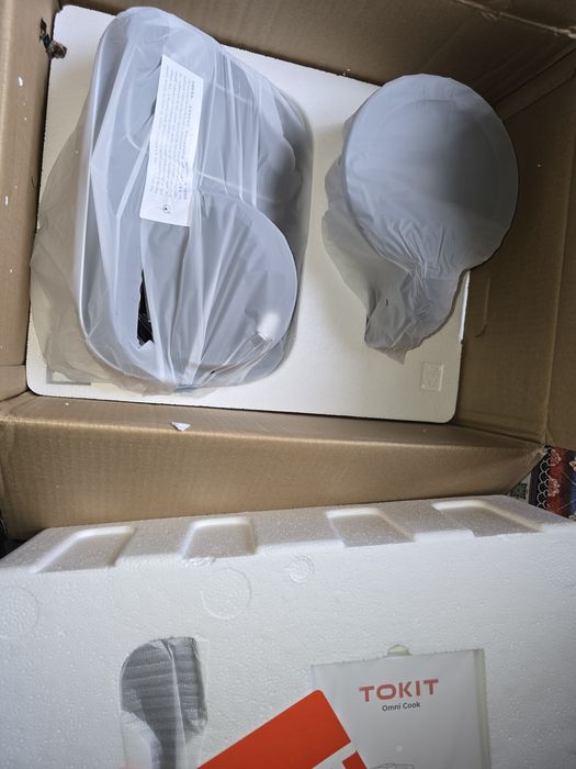 Кухненски робот за готвене TOKIT Omni Cook