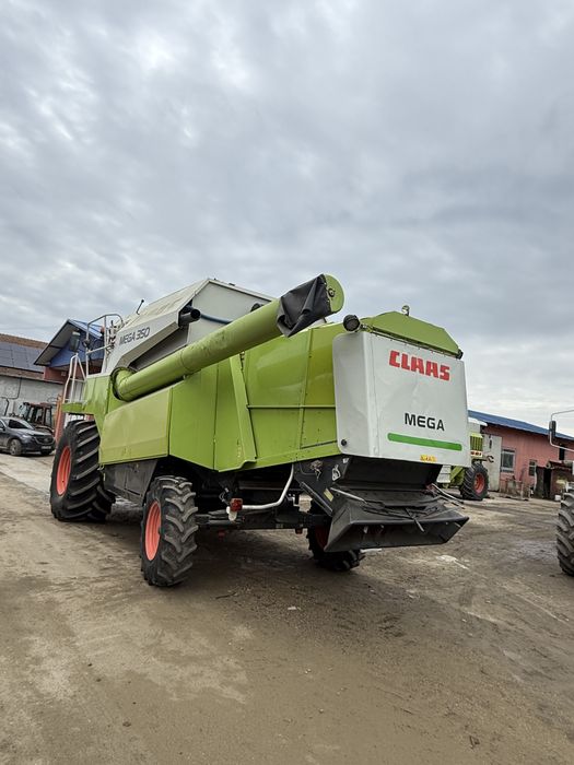 Vand 2 claas mega 350