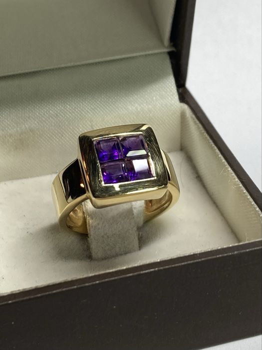 Inel aur 18kt.cu amethyste naturale