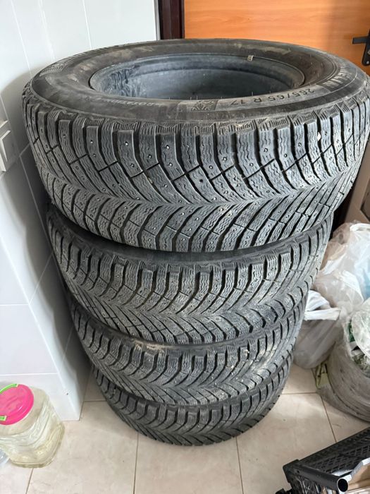 Продам шипы Мишлен в очень хорошем состоянии