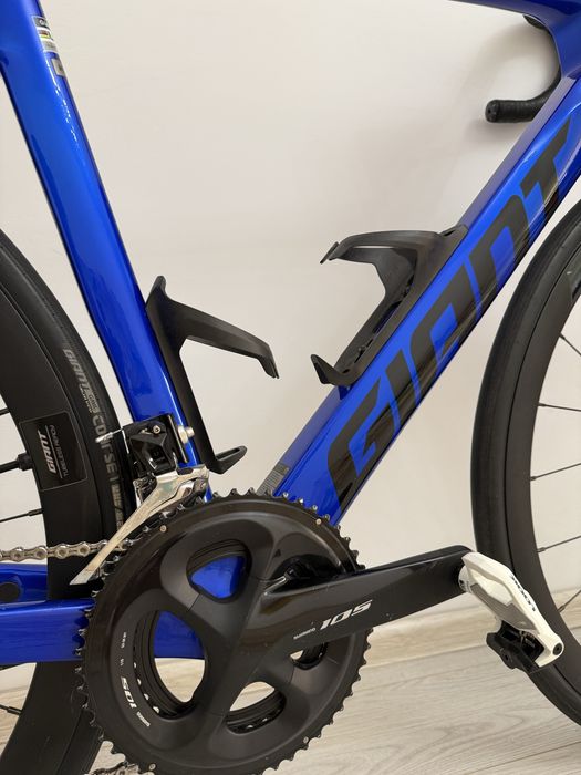 Giant Propel Advanced 2 2023 / Shimano 105 / Carbon /
