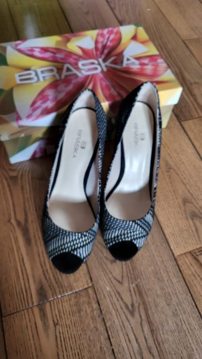 Туфли  Braska 37 размер