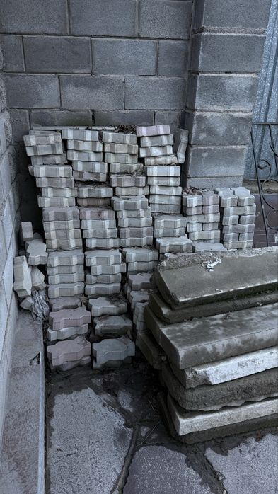 Продам брусчатку, б/у, состояние удовлетворительное. Самовывоз.