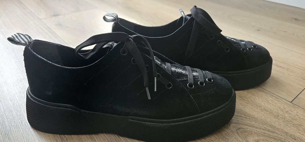 Incaltaminte Benvenuti marimea 40(25cm)