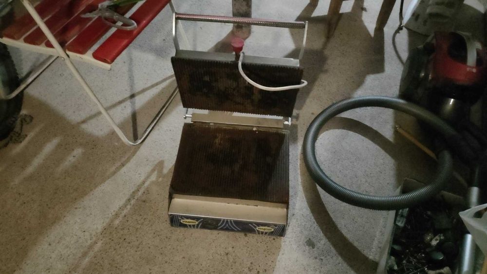 Fast-food uchun uskunalar sotiladi: Shaurma apparati va Lavash Toaster