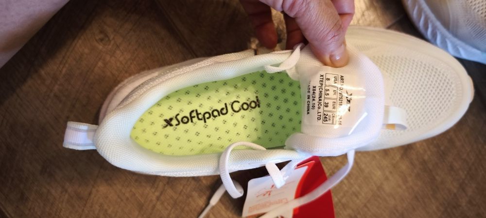 Продам новые кросовки X Step 16000