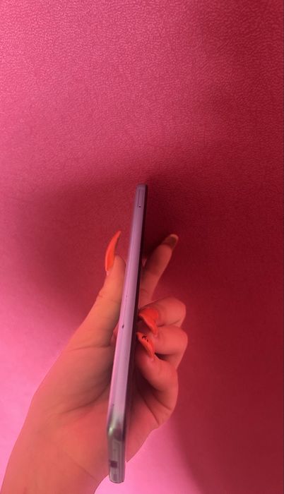 Телефон използван година в отлично състояние