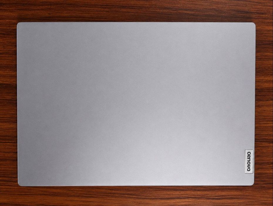 Lenovo v15 G4 AMN