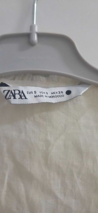 Bluza fara  maneci Zara,marimea S,noua,fara eticheta