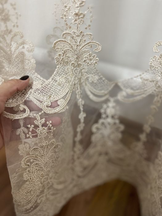 Продаётся тюль со шторами (комплект)