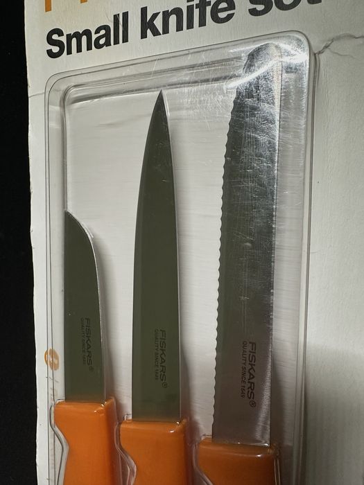 Set 3 cuțite bucătărie Fiskars – Small Knife Set nou, sigilat