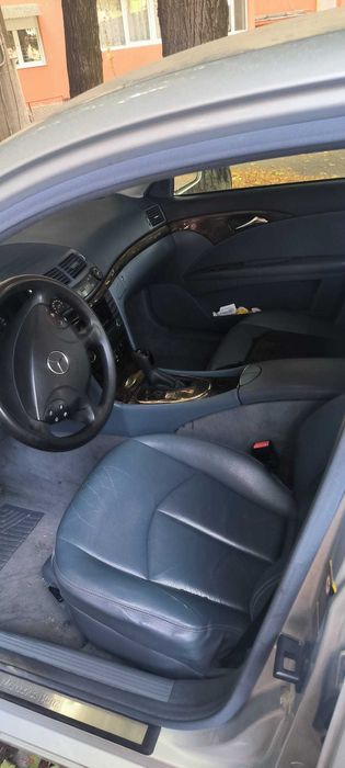 Vand Mercedes W211 2006 2.2