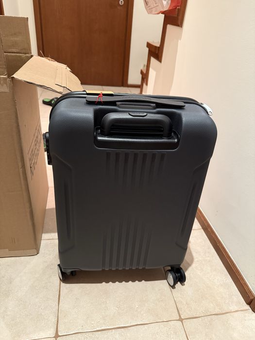 Samsonite American Tourister ръчен куфар