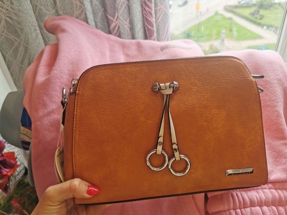 Оригинални чанти Guess, Pinko