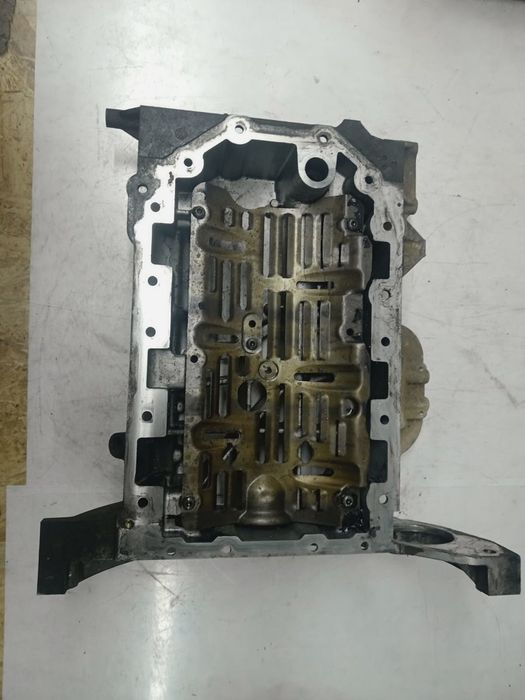 Baie ulei 4H2Q6U0004 Land Rover Discovery 3 (2004 - 2009) 2.7 tdv6