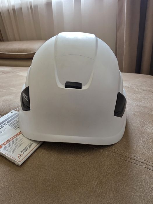 Работна каска Petzl Vertex