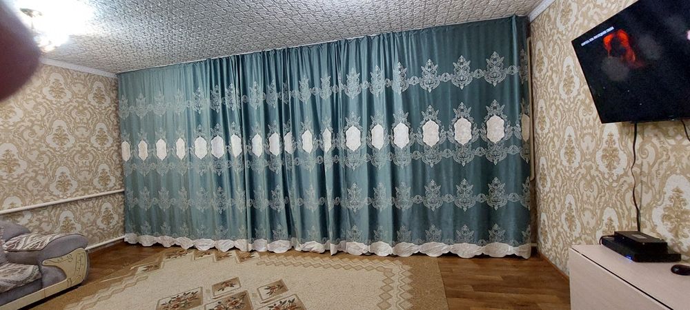 Шторы б.у продам