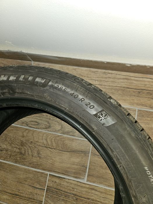 Michelin 285 / 40 / R20