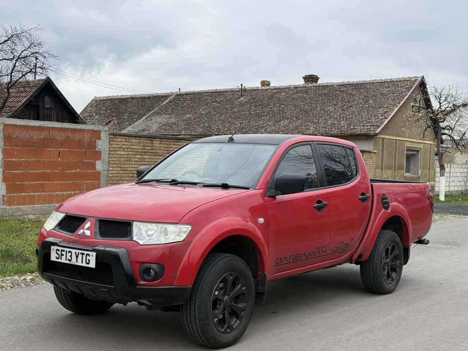 Mitubishi L200 2013