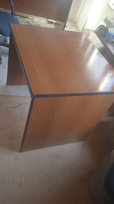 Продам стол 12000