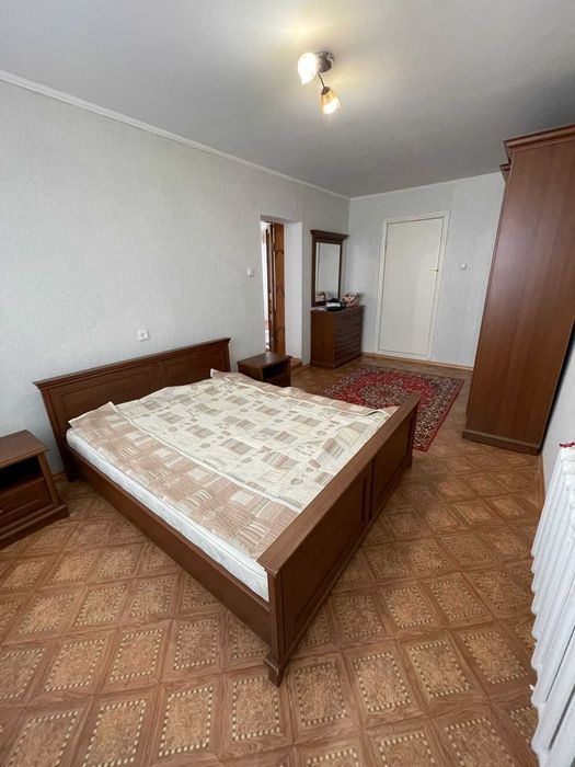 Продам 4 ком квартиру в 11 мкр